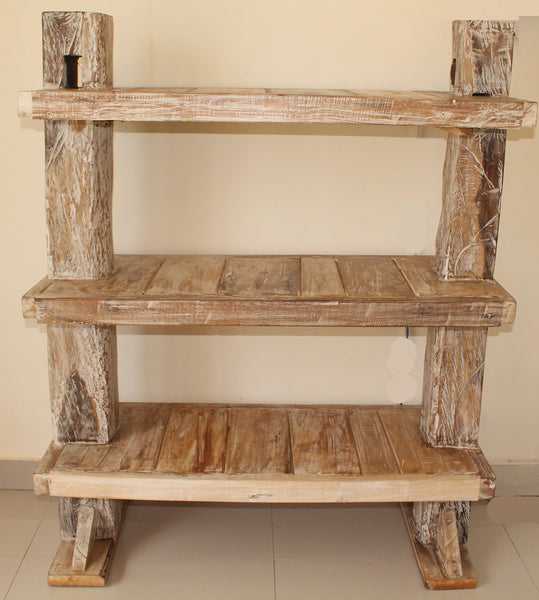 Free standing Shelf system