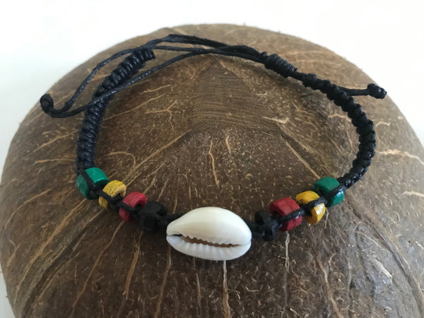 Bracelet With Shell