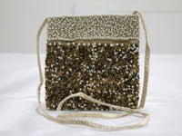 Bead hand bag M (17 x 18 cm)