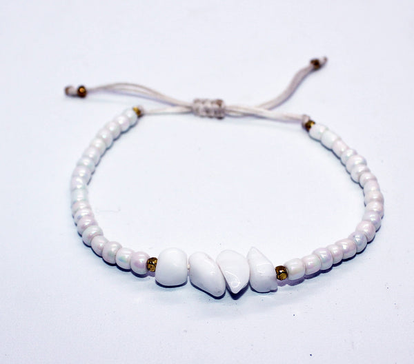 Bracelet from Artificial and Green or White Agate Stone