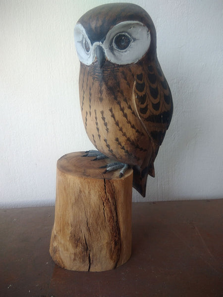 Snow Owl Antique